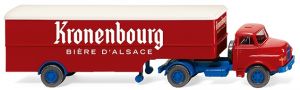 WIK051322 - SAVIEM 4x2 con semirimorchio KRONENBOURG