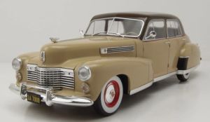 MOD18656 - CADILLAC Fleetwood Serie 60 Special Berlina 1941 Beige e Marrone