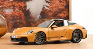 NOREV187190 - Porsche 911 Targa 4 GTS del 2025, colore giallo Bahama