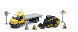 NEW16163B - Vassoio IVECO DAILY Scala 1/43 con caricatore Scala NEW HOLLAND L230. 1/32 e accessori