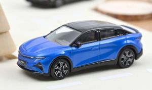 NOREV310995 - Alpine A390 GTS Blu e Nero Alpine Vision del 2026