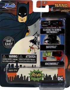 JAD31988 - 3 veicoli Batman classici