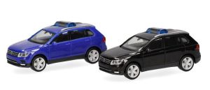 HER013109-003 - VOLKSWAGEN Tiguan con rampa segnaletica blu e nera - 2 pezzi da assemblare