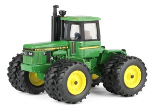 ERT45998 - Trattore JOHN DEERE 8450 con ruote gemellate - Collezione Prestige