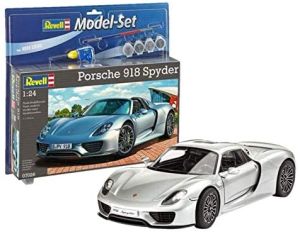 REV67028 - Modellino MERCEDES AMG GT con verniciatura da montare