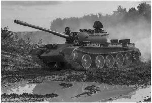 ITA7081 - Serbatoio T-55 MBT da assemblare e verniciare