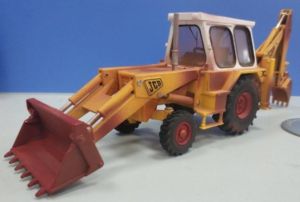 BRI43280 - Terna JCB 3C Mark III Versione invecchiata