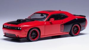 IXOCLC597 - DODGE Challenger SRT-8 del 2009 Rosso