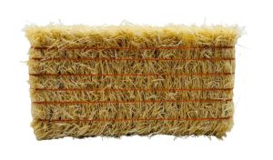 CW0280 - Balla di paglia quadrata con spago arancione - 7,8 x 3,7 x 2,8 cm