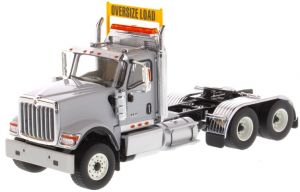 DCM71005 - INTERNATIONAL HX520 6x4 Day Cab Tandem grigio