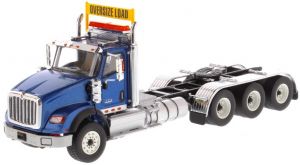 DCM71010 - INTERNATIONAL HX620 Day Cab Tridem blu