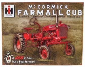 DE-TIN2132 - Cartello in metallo McCORMICK Farmall Club - 40,5x31,8 cm