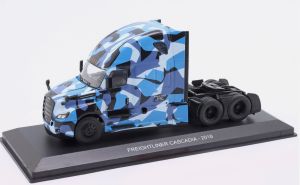 G1470007 - FREIGHTLINER Cascadia 6x4 2018 blu - MIMETICO