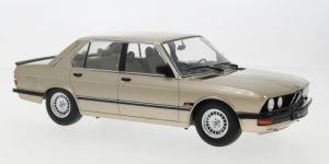 IXO18CMC184.22 - BMW 520i E28 color oro del 1987