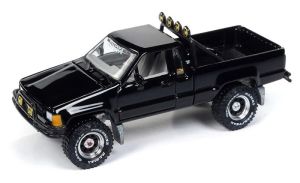 JLPC014-E - Toyota SR5 Pick-Up del 1985, nero, edizione Mystery Matinee, della serie Pop Culture, ancora nella sua confezione originale.