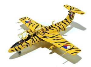 HERM82MLCZ7215 - Aereo militare - AERO L-29 Delfin Czech AF 1st Sqd. 11th Reg. Tiger