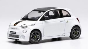 IXOMOC345 - FIAT 500e Abarth del 2024 Bianco
