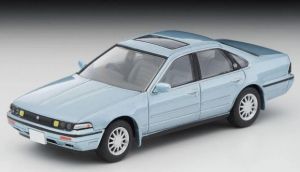 TOMLV-N335A - Nissan Cefiro Sports del 1988, colore argento-blu