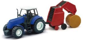 NEW05685B - Trattore blu con rotopressa