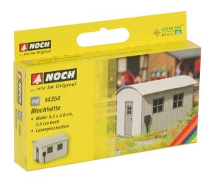 NOC14354 - Simil capanna in lamiera da assemblare dimensioni 5;3 x 3;8 x 3;5 cm