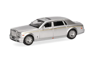 HER87MC000066 - ROLLS ROYCE Phantom argento