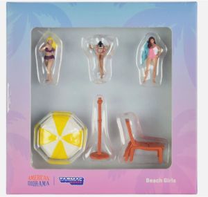 T64F-002-YL - 3 personaggi e accessori - In spiaggia