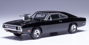 IXO-U43RDC007 - DODGE Charger Nera 1970 con motore uscente - EDIZIONE USA