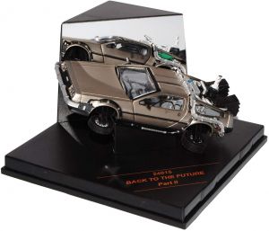 VIT24015 - Delorean DMC 12 versione volante del film Ritorno al futuro II