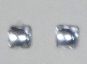 ART04360_B - 2 lenti per faro quadrate bianche - 2x2 mm