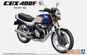 AOS06342 - HONDA CBX400F Tricolore 1981 da assemblare e verniciare