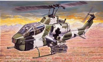 ITA0160 - Elicottero AH-1W Super Cobra da assemblare e dipingere