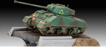 REV03299 - Set diorami - SHERMAN FIREFLY da assemblare e dipingere