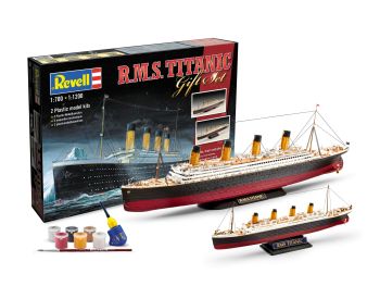 REV05727 - 2 modellini in scala 1/700 e 1/1200 RMS TITANIC con verniciatura da montare