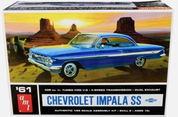 AMT1013/12 - CHEVROLET Impala SS 1961 Blu da assemblare e verniciare