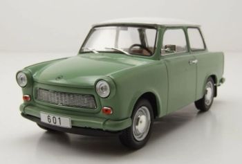 WBXWB124241 - TRABANT 601 1965 Verde claro con techo blanco