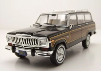 WBXWB124260 - Jeep Grand Wagoneer del 1981, nera e marrone