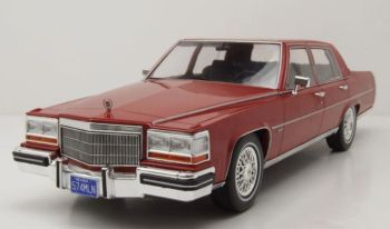 MOD18251 - 1982 CADILLAC Fleetwood Brougham, rosso metallizzato scuro