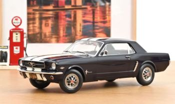 NOREV182805 - Ford Mustang Coupé del 1966, colore Night Mist Metallic