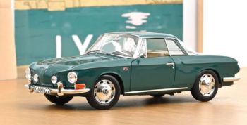 NOREV188648 - Volkswagen Karmann Ghia 1500 del 1963 verde bordeaux