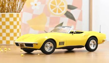 NOREV189039 - CHEVROLET Corvette Cabriolet 1969 Giallo Daytona