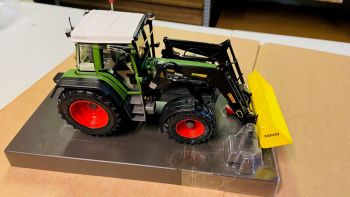 CW0153 - FENDT 514C con caricatore STOLL