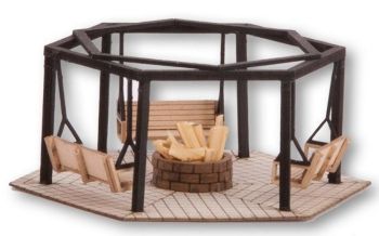 NOC14369 - Zona barbecue con altalene