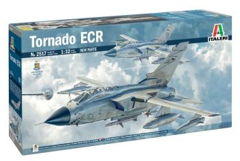 ITA2517 - Cacciatore PANAVIA Tornado ECR da assemblare e dipingere