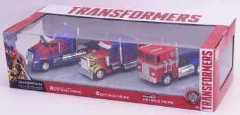 JAD33396 - TRANSFORMERS Camion 3 pack - OPTIMUS PRIME