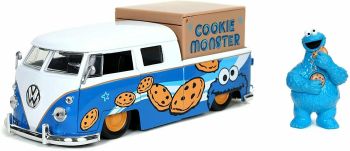 JAD31751 - Autobus VOLKSWAGEN del 1962 con figura Monster Cookie