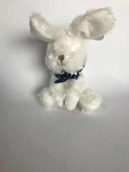 DC3818-05 - Peluche coniglio con sciarpa blu scuro con stelle