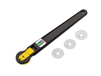 REV39076 - strumento per incisione di rivetti