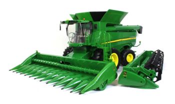 ERT47101 - Mietitrice JOHN DEERE S690 con 2 falci - Big Farm