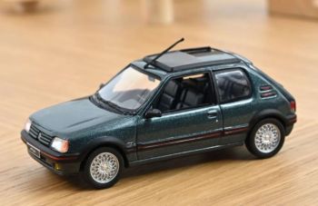 NOREV471752 - PEUGEOT 205 1.9 Magic 1990 Verde Sorrento