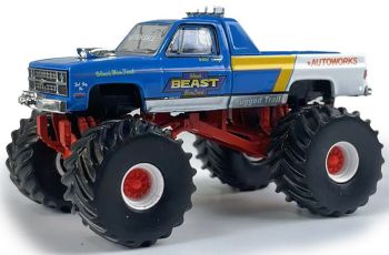 GREEN49160-B - CHEVROLET C30 1983 Monster truck - HOLMAN'S BEAST della serie KINGS OF CRUNCH in blister
